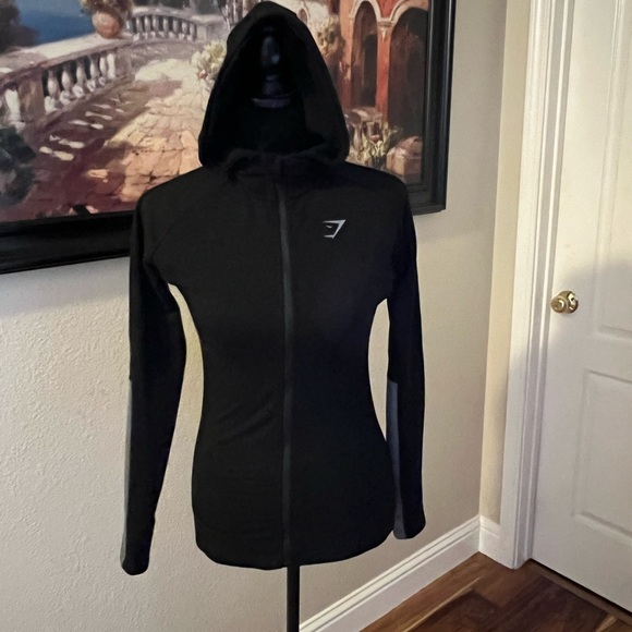 GYMSHARK WOMENS SWEATSHIRT - Picture 2 of 7